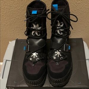 Palladium Destiny Pampa Witch Queen size 12 black EUC in box